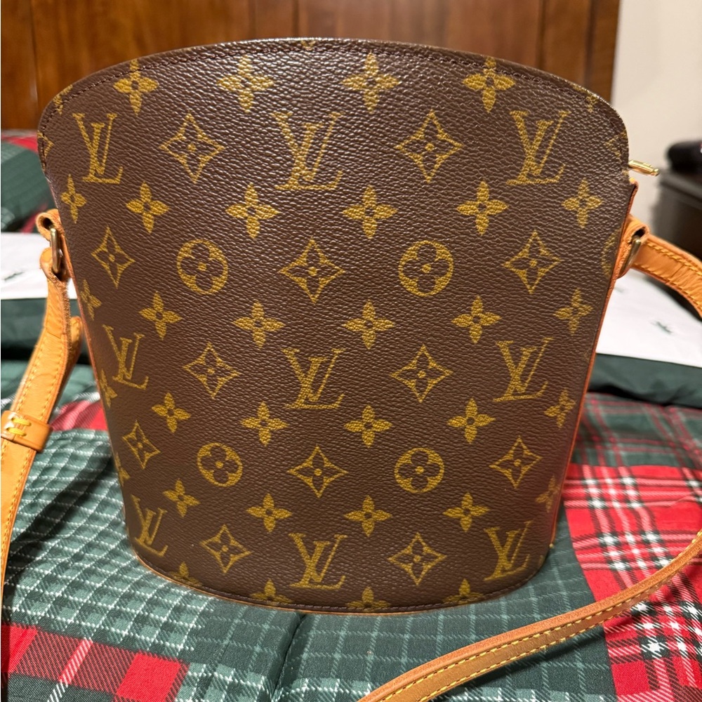 ❤️AUTH. LOUIS VUITTON Monogram Drouot Shoulder Bag❤️
